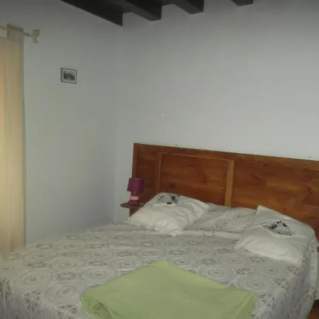Familial Avec Cascade, Peche, Activites Et Proximite De Vichy - Fr-1-489-21 Holiday home Barrais-Bussolles