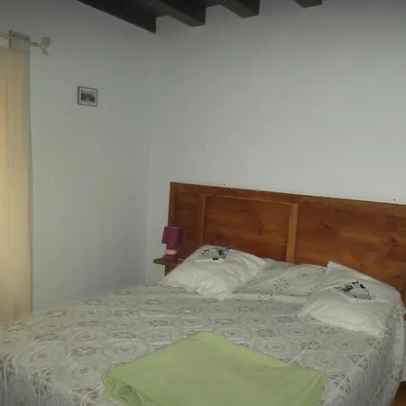 Vakantiehuis Grand A Avec Cheminee Et Animaux Acceptes - Fr-1-489-21 *